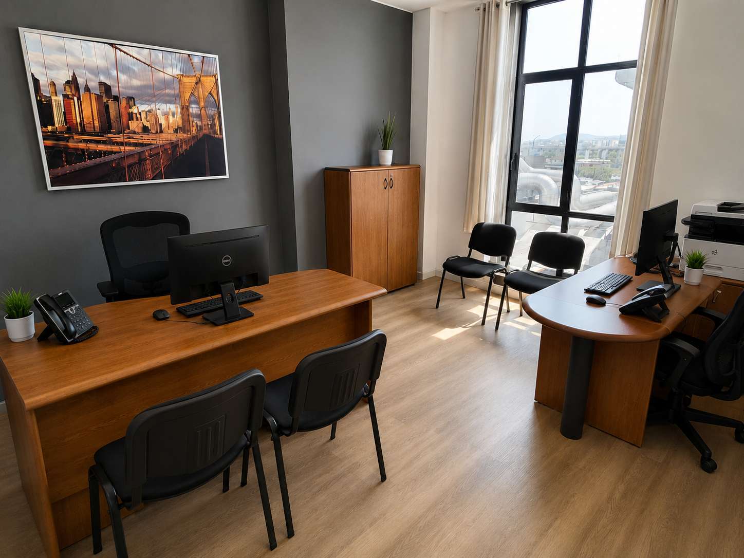 Uffici privati arredati per professionisti e team a Coworking Company