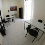 Napoli affitto locale attrezzato pronto all’uso con parcheggio €200 mese